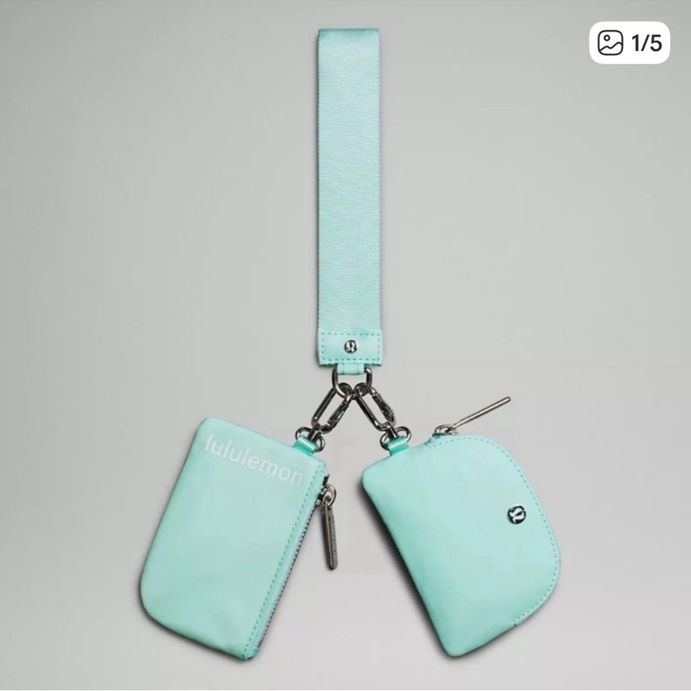 Lululemon Dual Pouch Wristlet Ideal Mint/White